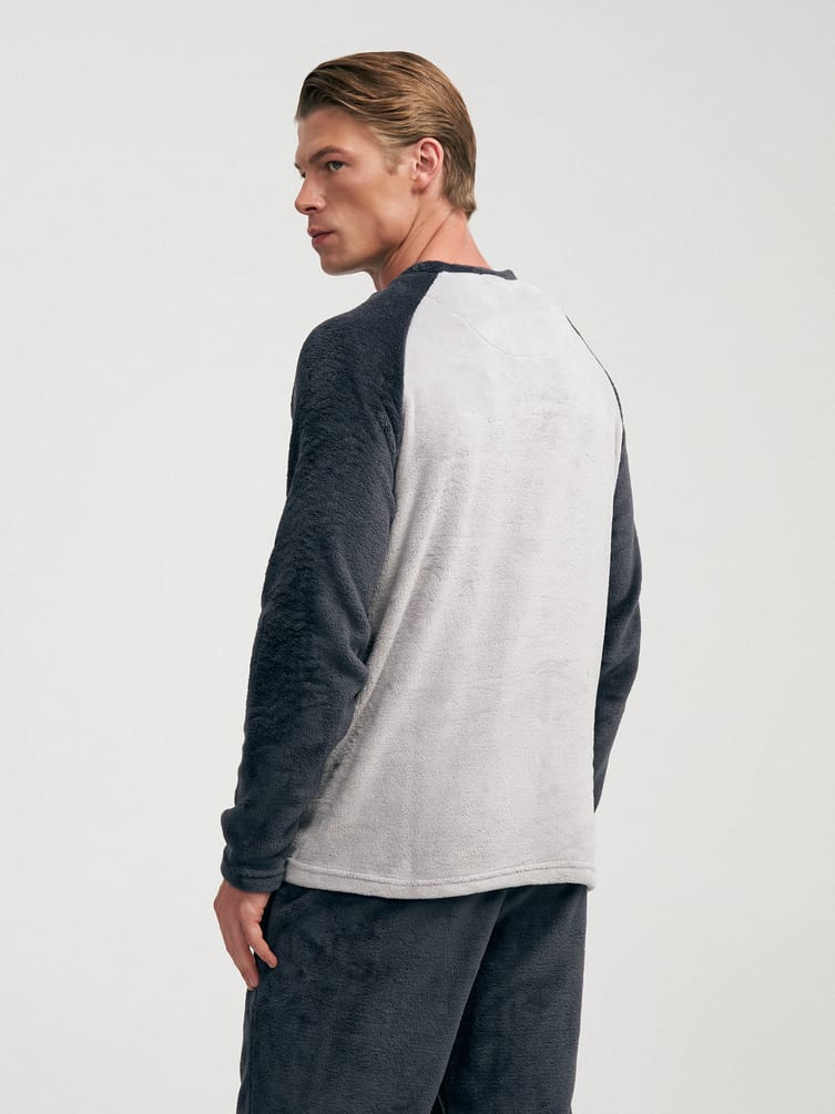 Плюшевая пижама с вышивкой медведя