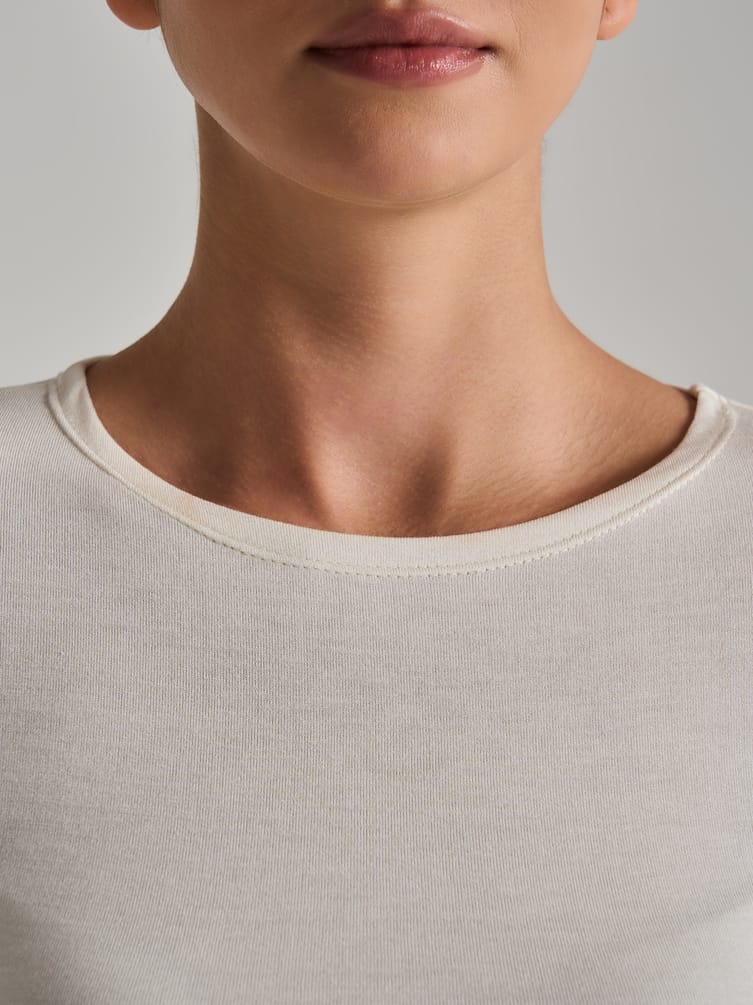 Пижама с кроп-топом и брюками