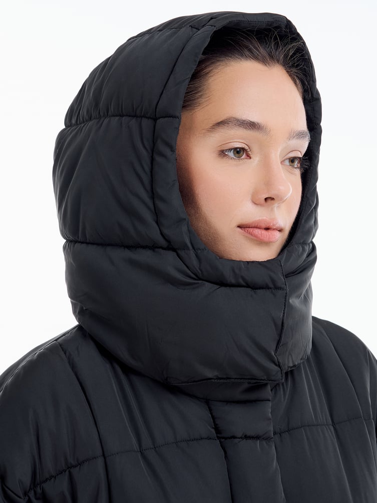 Зимнее пальто длинное с капюшоном
