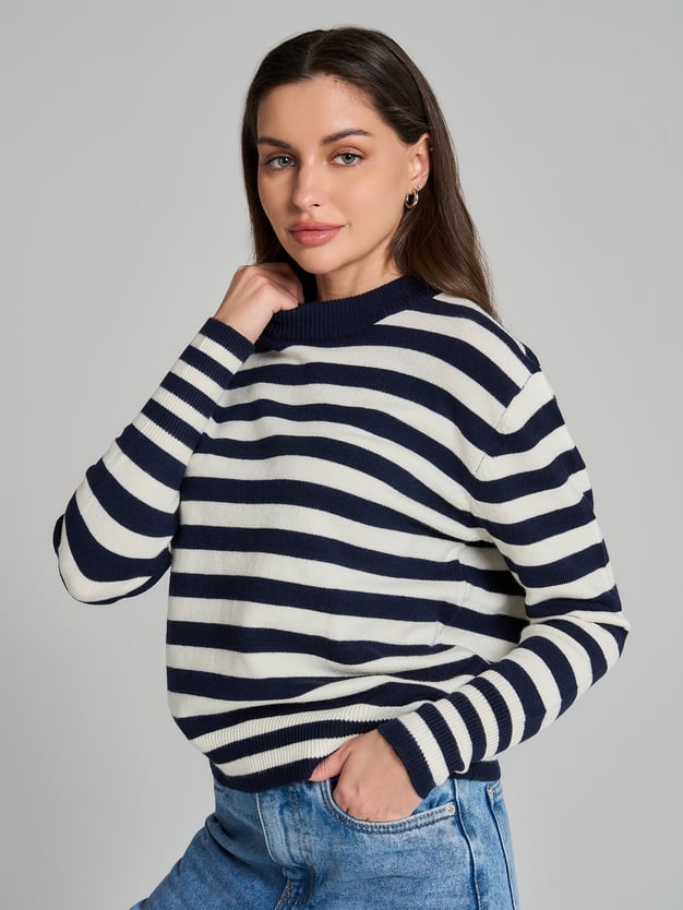 Джемпер трикотажный в полоску