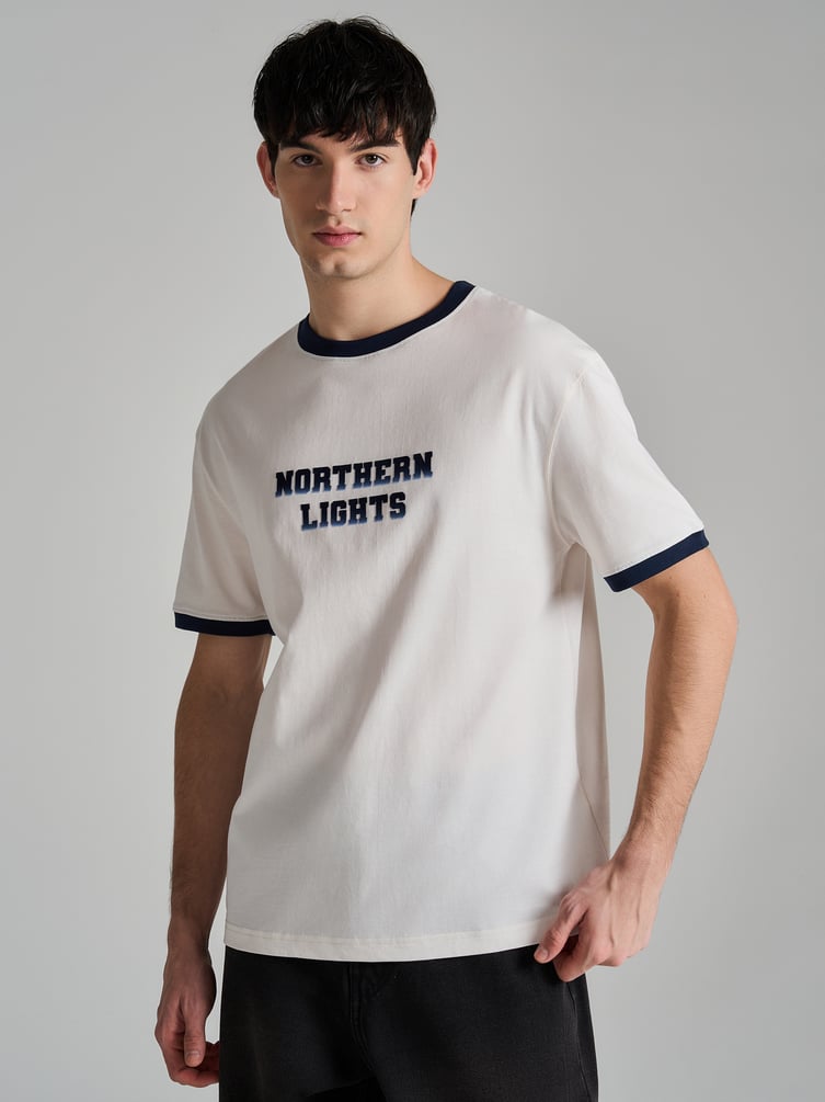 Футболка приталенная с надписью