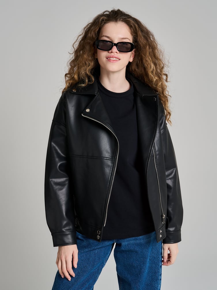 Футболка плотная с надписью на спине