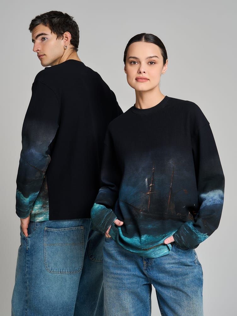 Лонгслив с принтом картин Третьяковской галереи