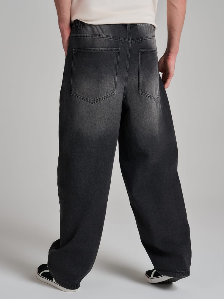 Джинсы багги с вареным эффектом