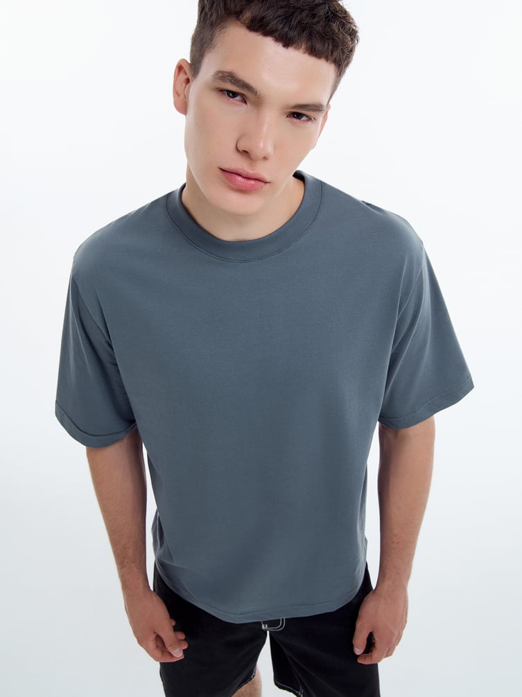 Однотонная хлопковая футболка