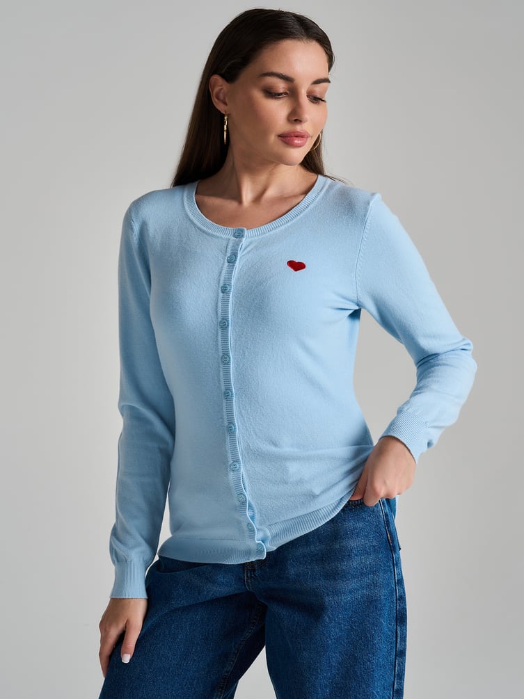 Кардиган на пуговицах с вышивкой