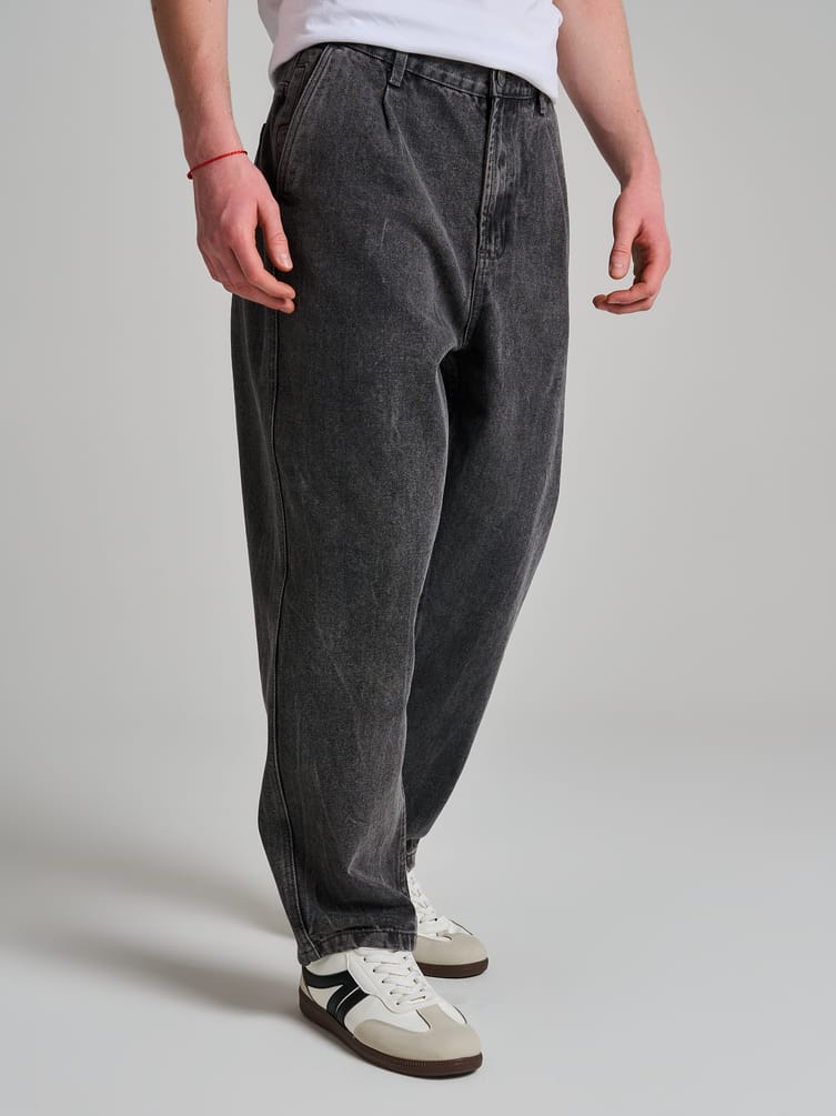 Зауженные джинсы бананы