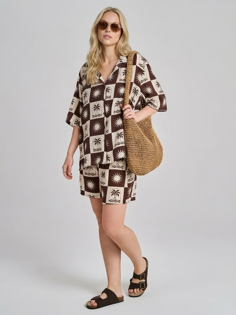 Рубашка летняя с принтом и коротким рукавом