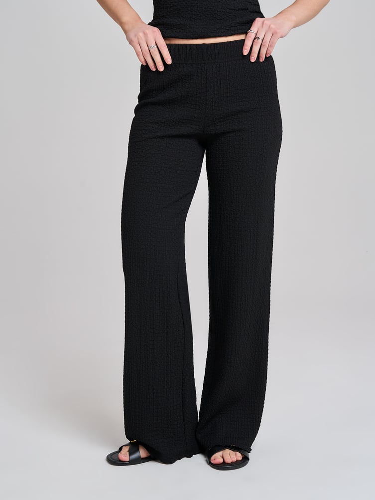 Брюки прямые летние из жатой ткани