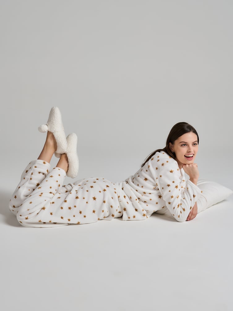 Плюшевая пижама со звездочками