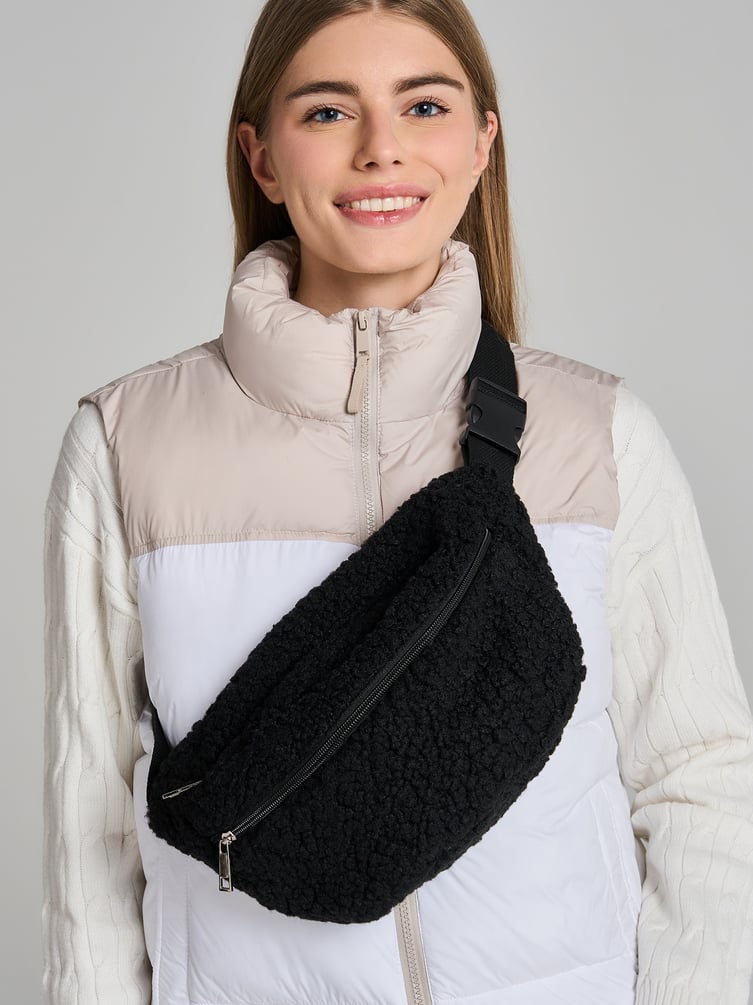 Плюшевая сумка-пояс