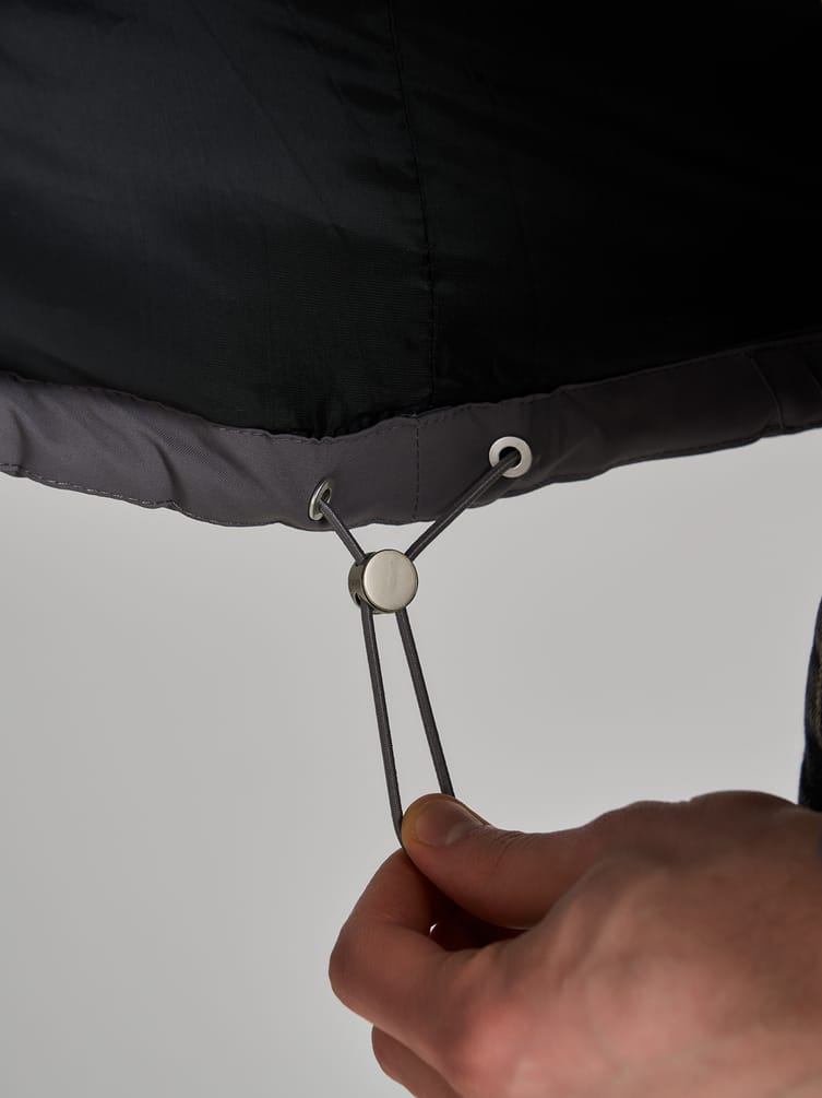 Куртка зимняя с капюшоном на синтепоне