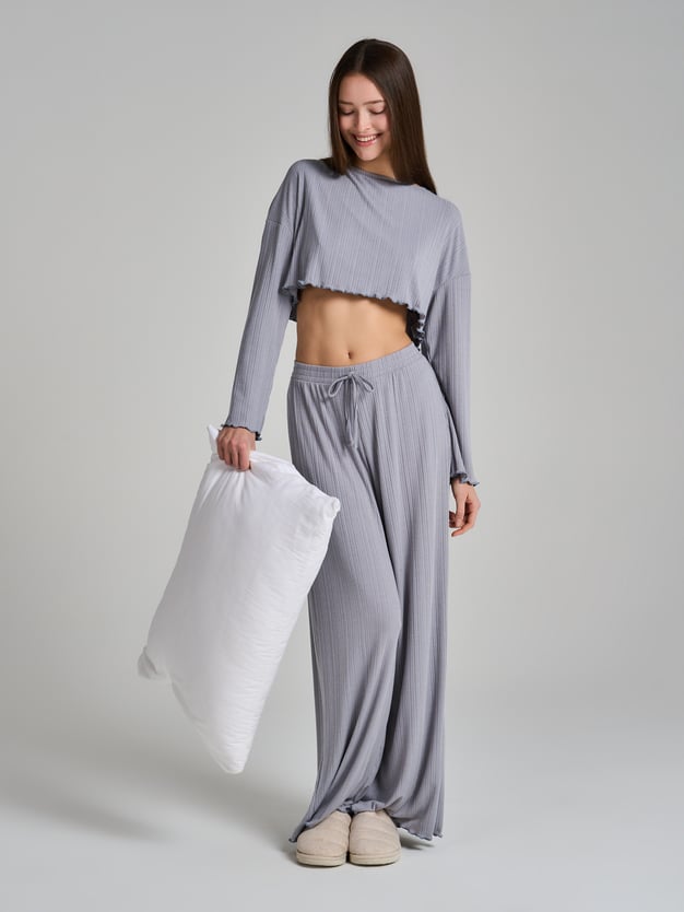 Пижама из вискозы с брюками