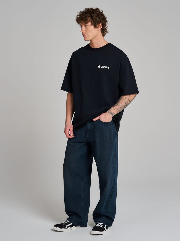 Футболка оверсайз с принтом на спине