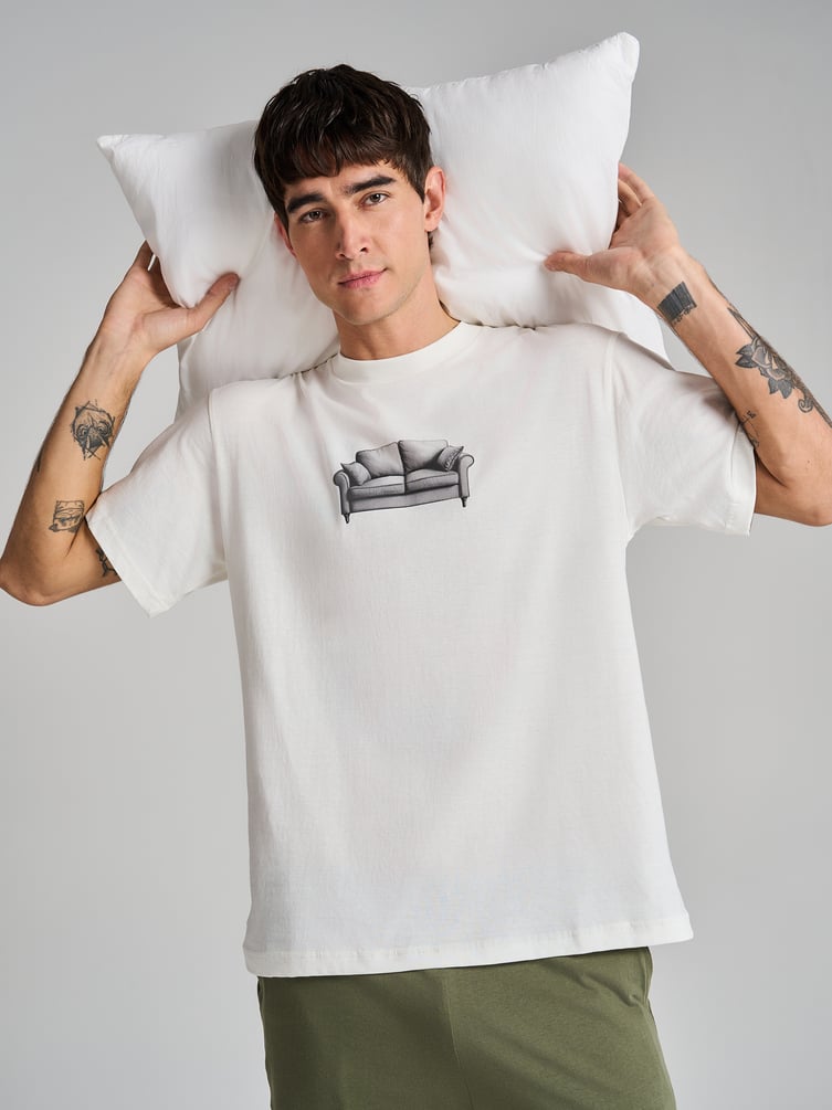 Пижама с футболкой и шортами