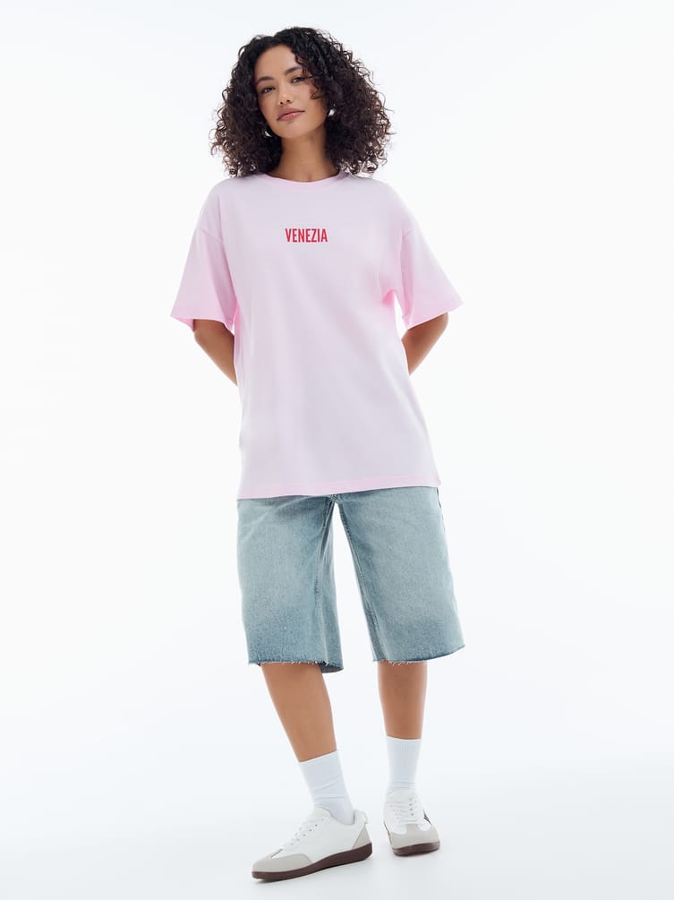 Футболка оверсайз с принтом на спине