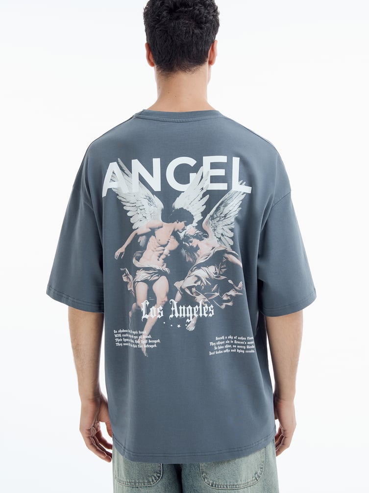 Футболка оверсайз с принтом ангелов на спине