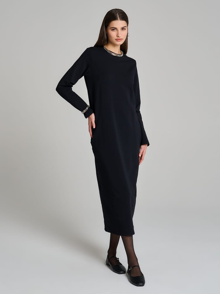 Платье длинное с карманами