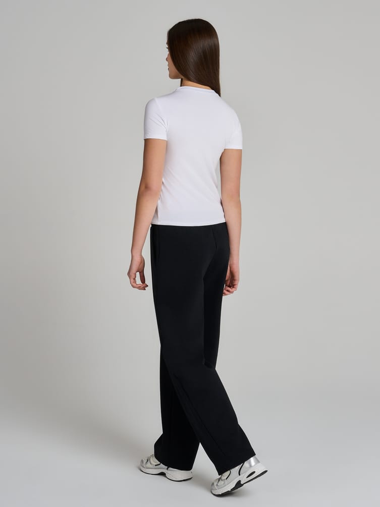 Футболка приталенная из вискозы