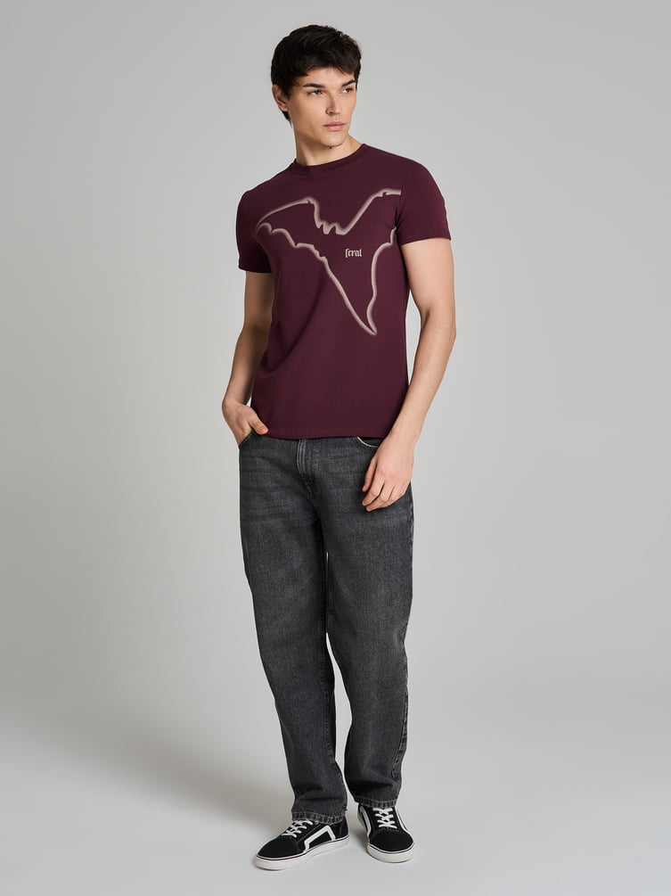 Футболка облегающая с принтом летучей мыши