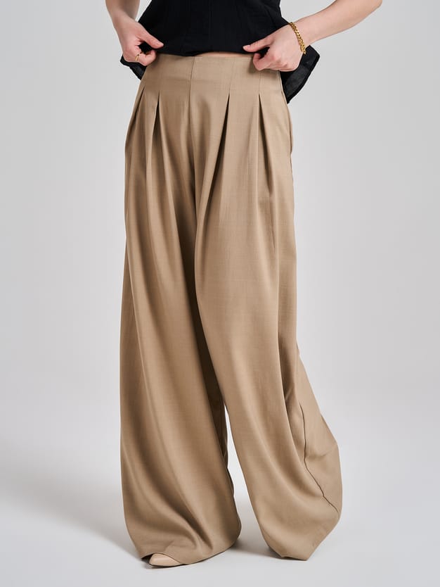 Брюки палаццо классические с защипами