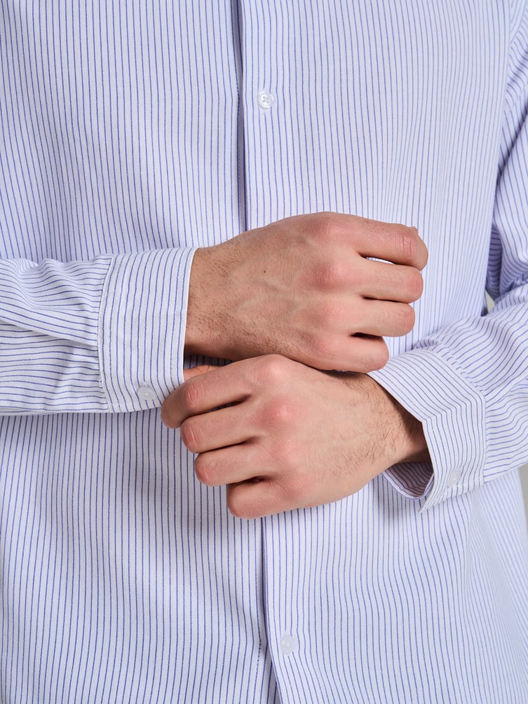 Классическая рубашка в полоску