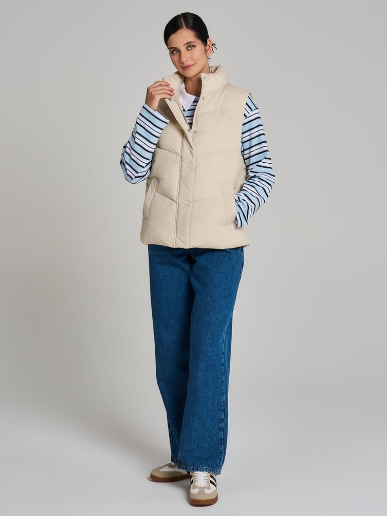 Жилет демисезонный на синтепоне