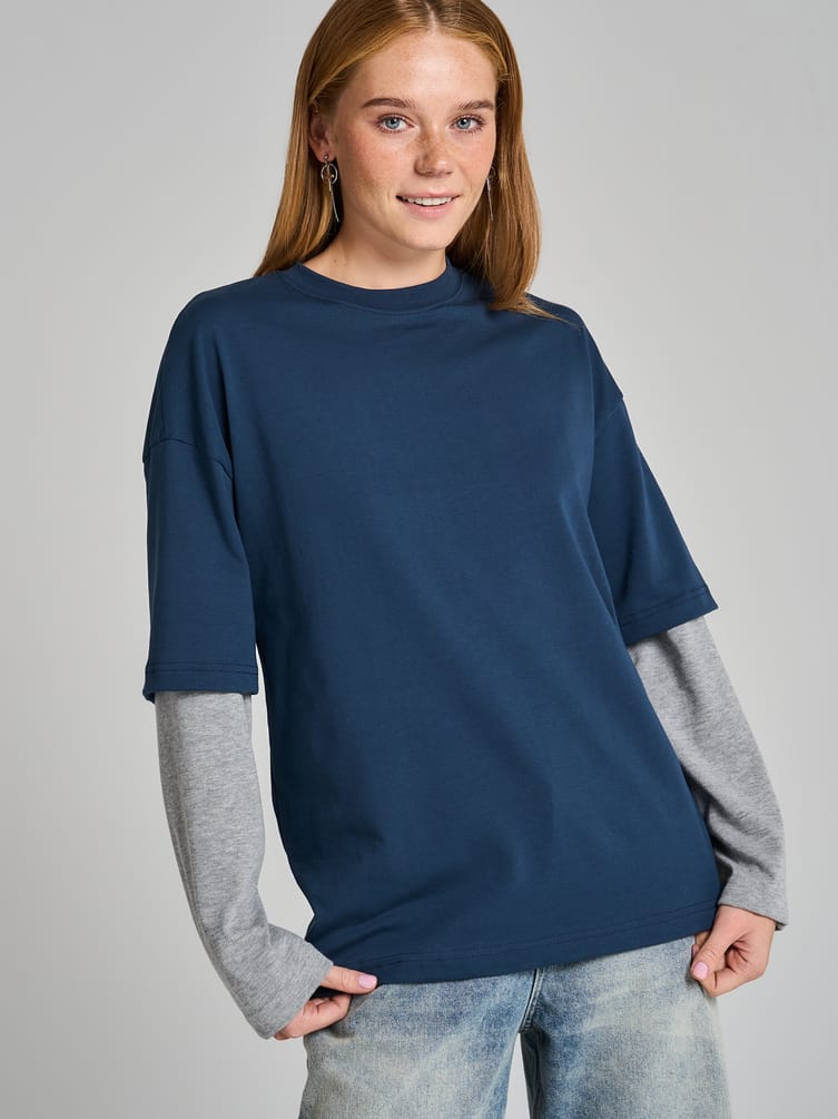 Лонгслив оверсайз с двойным рукавом