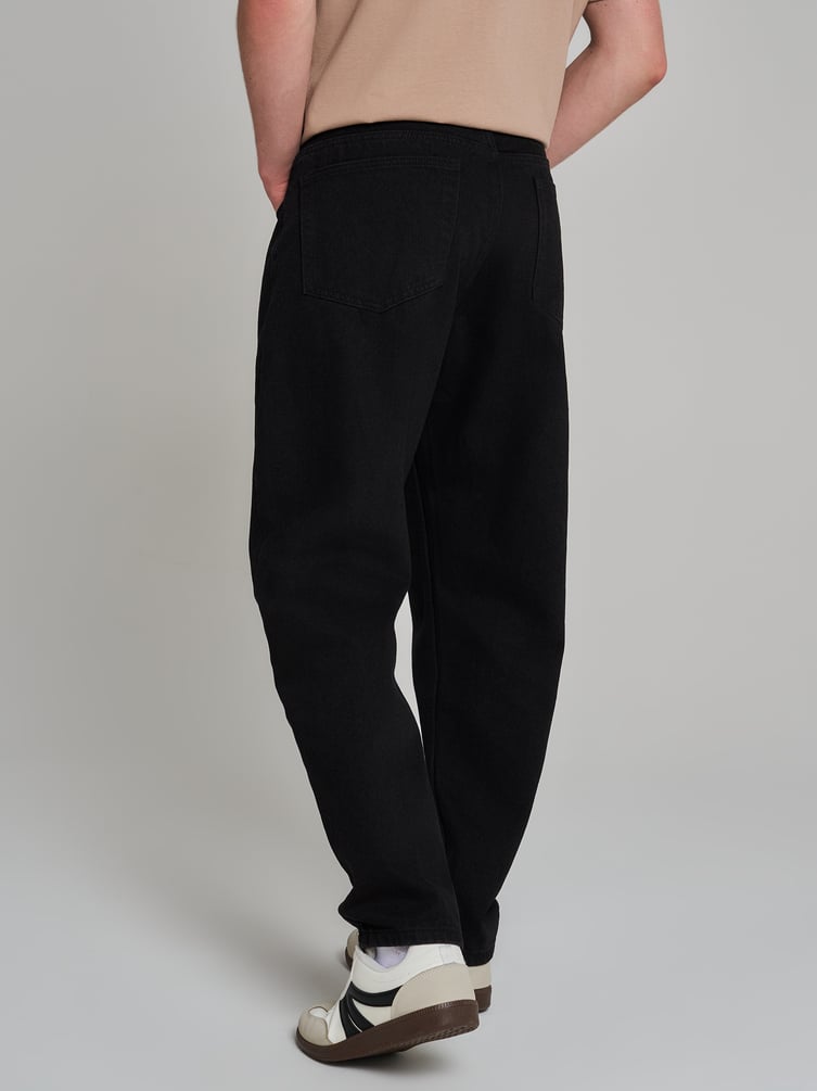 Джинсы зауженные Carrot