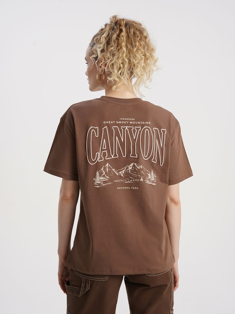 Хлопковая футболка с надписью на спине