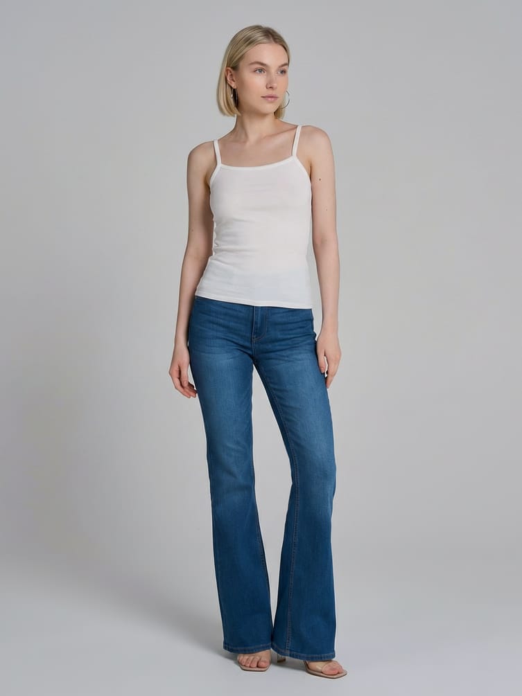 Топ в рубчик на тонких бретелях