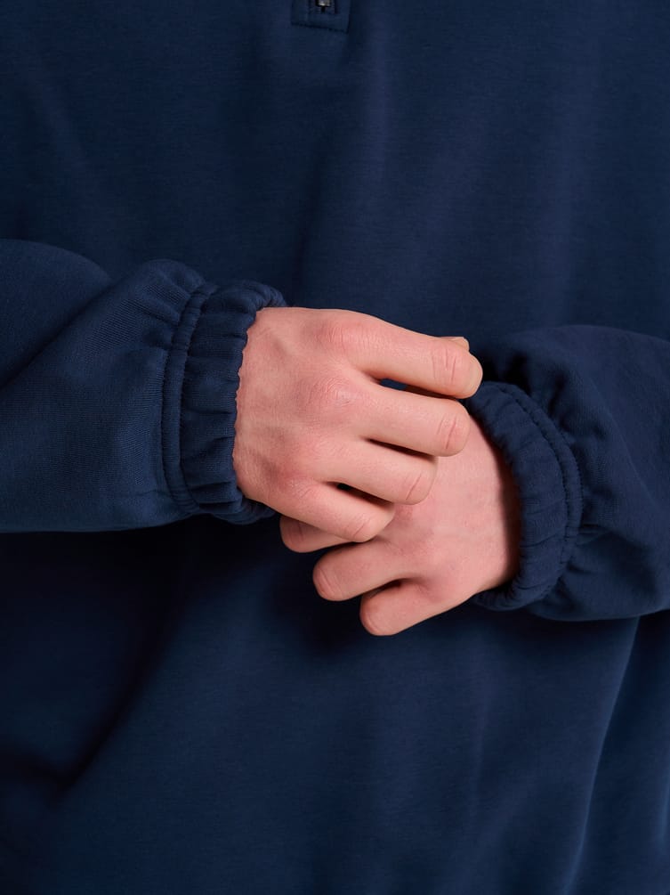 Утепленная толстовка с высоким горлом и начесом