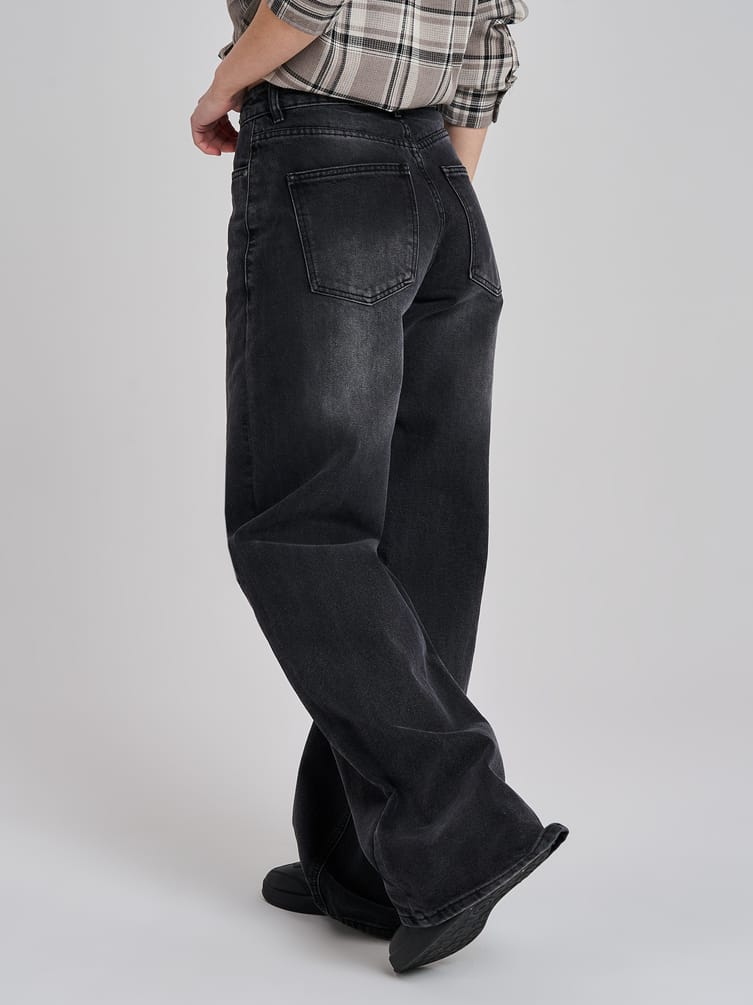 Джинсы широкие