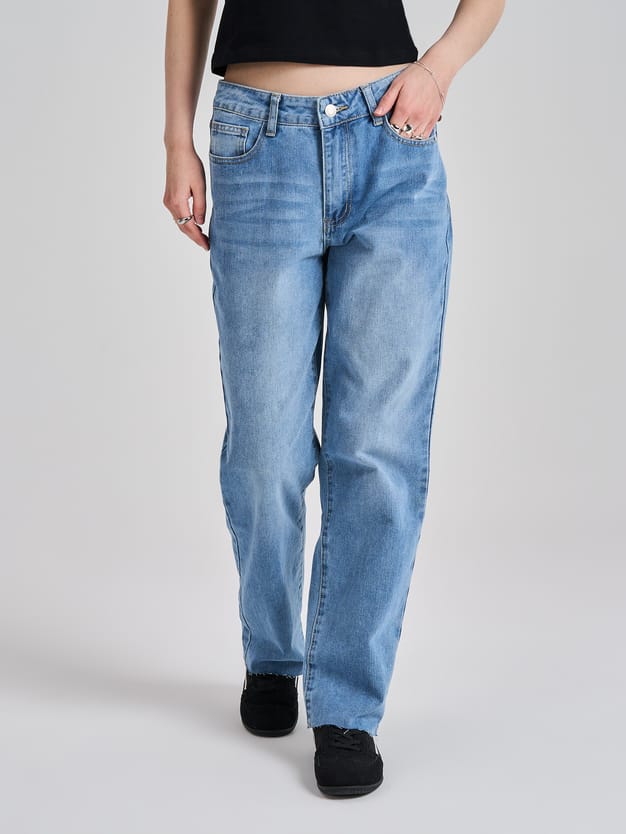 Джинсы прямые с необработанными краями