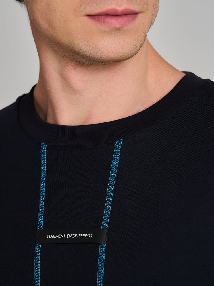 Футболка классическая с полосками