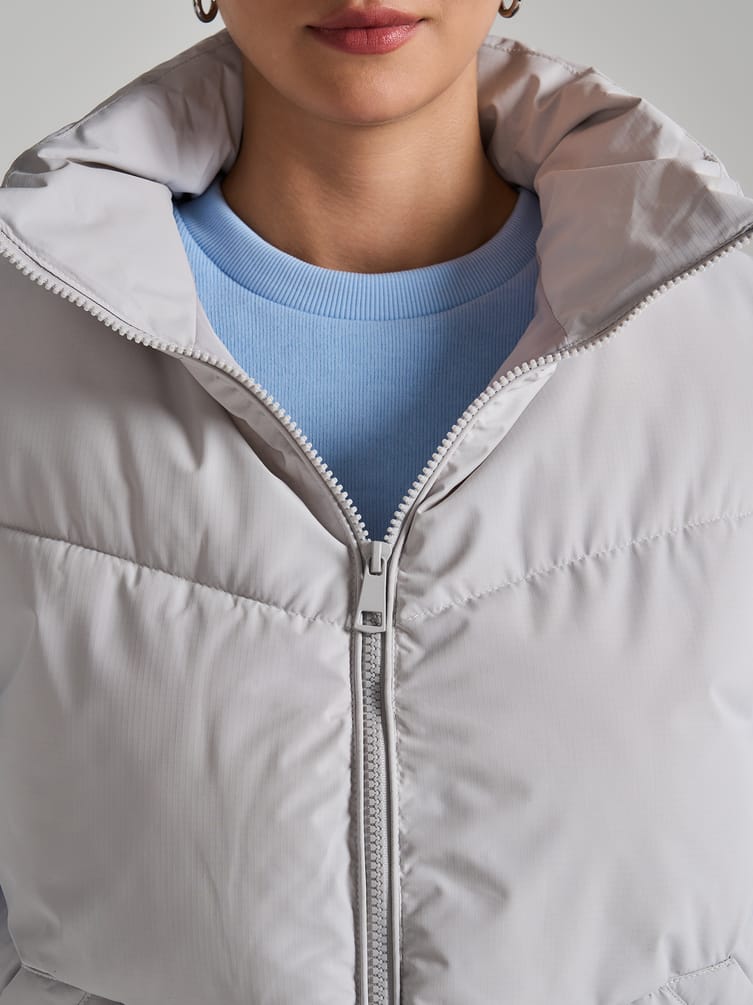 Жилет утепленный на синтепоне