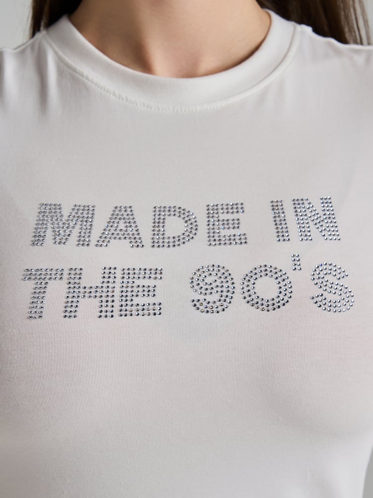 Футболка облегающая с надписью стразами