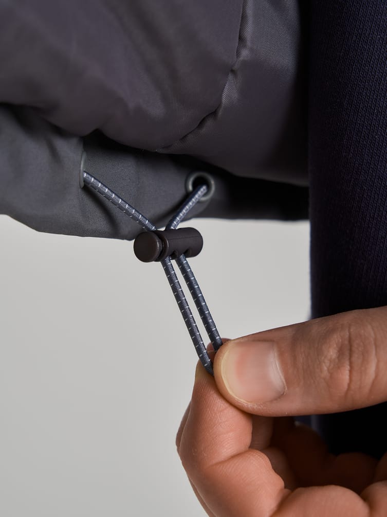 Куртка демисезонная с капюшоном