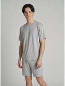 Пижама с футболкой и шортами