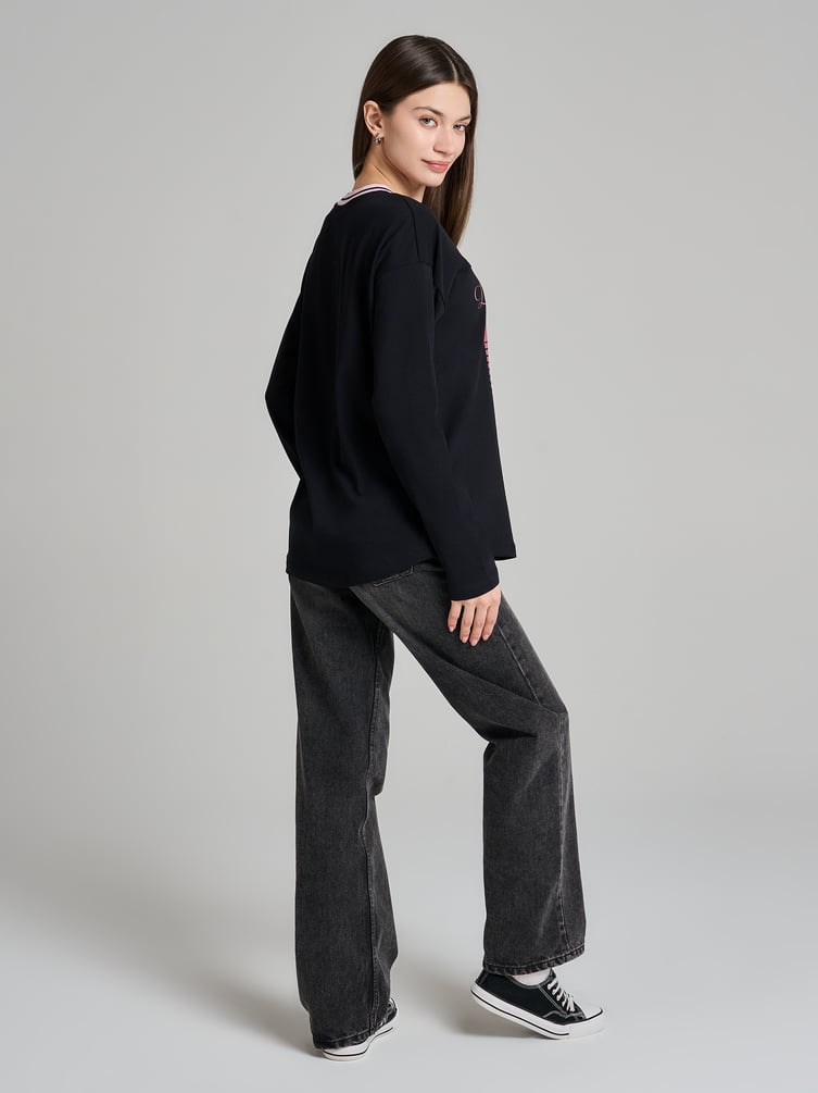 Спортивный лонгслив оверсайз с надписью