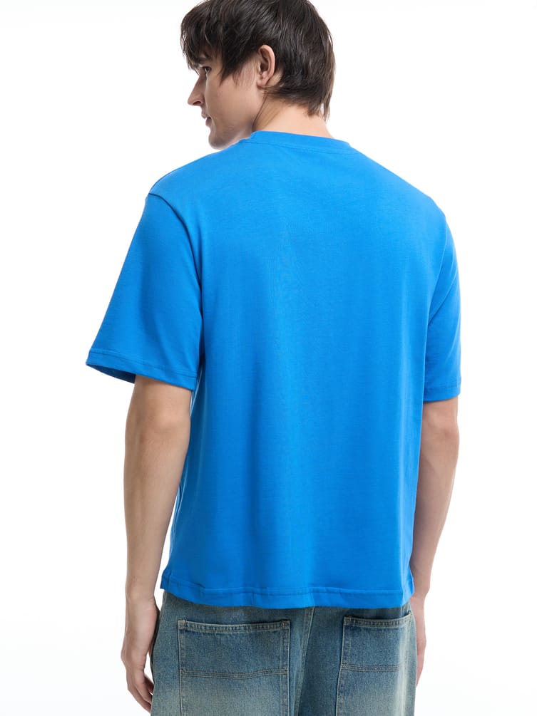 Спортивная футболка с надписью