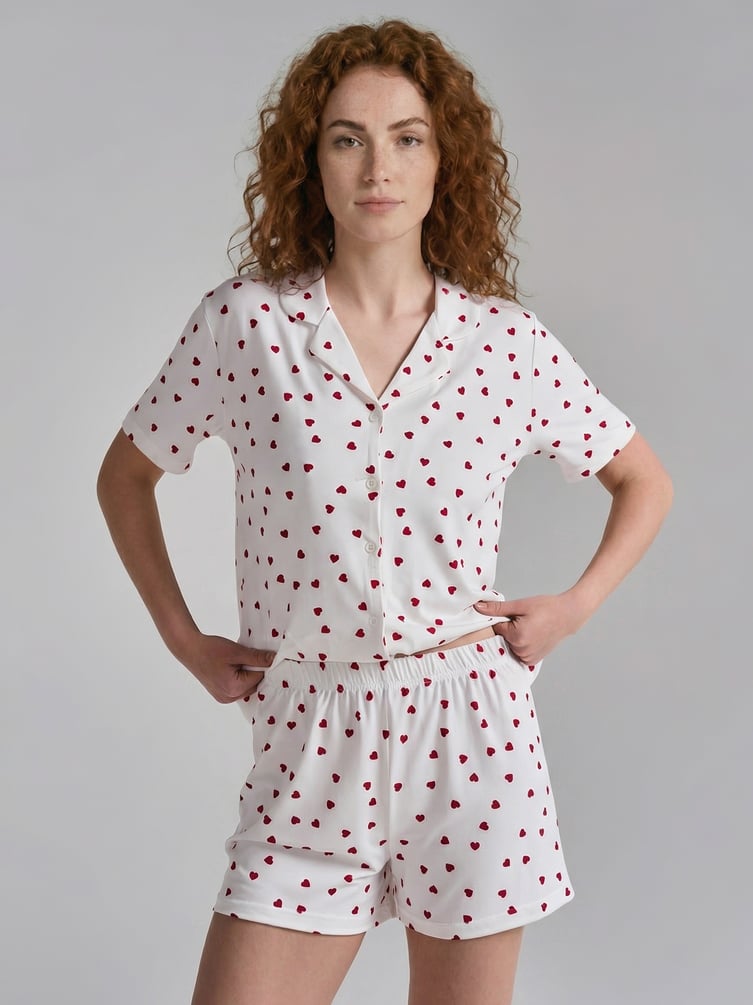 Пижама с рубашкой и шортами