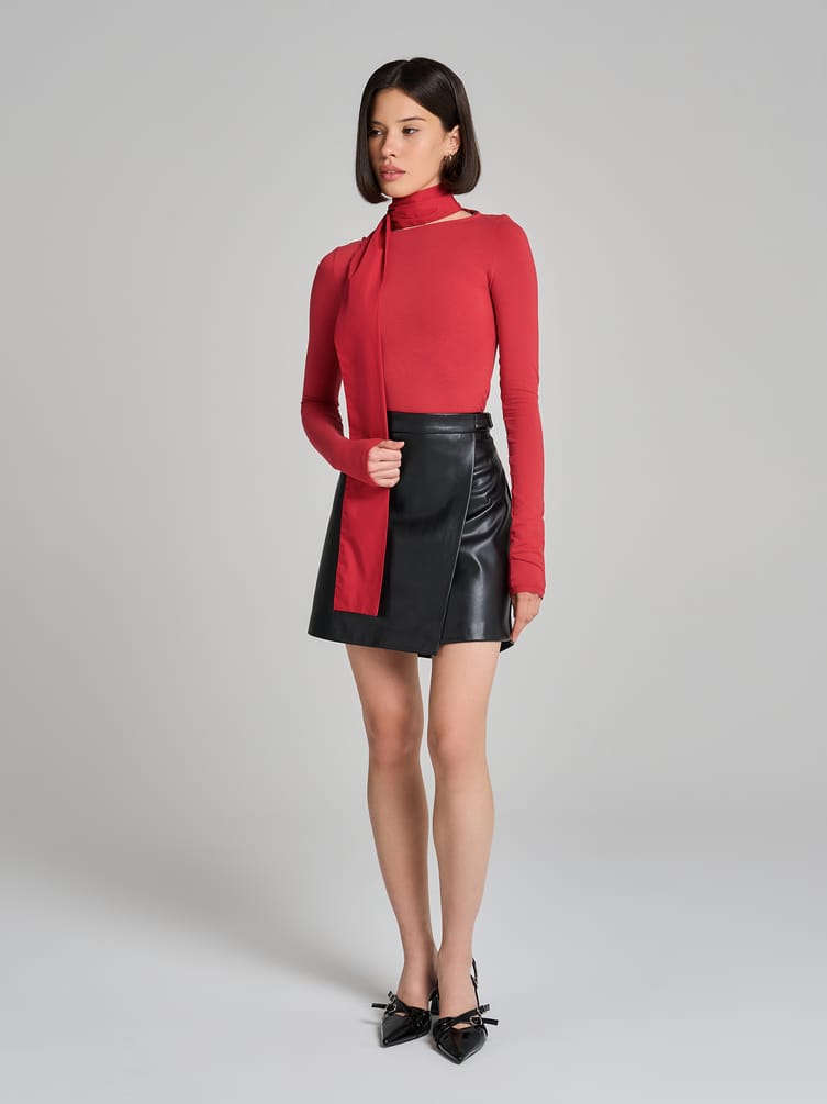 Боди-блузка с бантом на спине