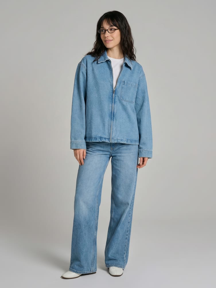 Джинсовая куртка оверсайз на молнии