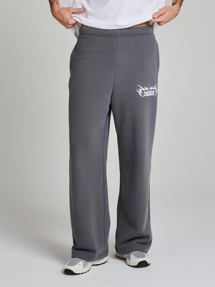 Теплые брюки оверсайз с надписью и начесом