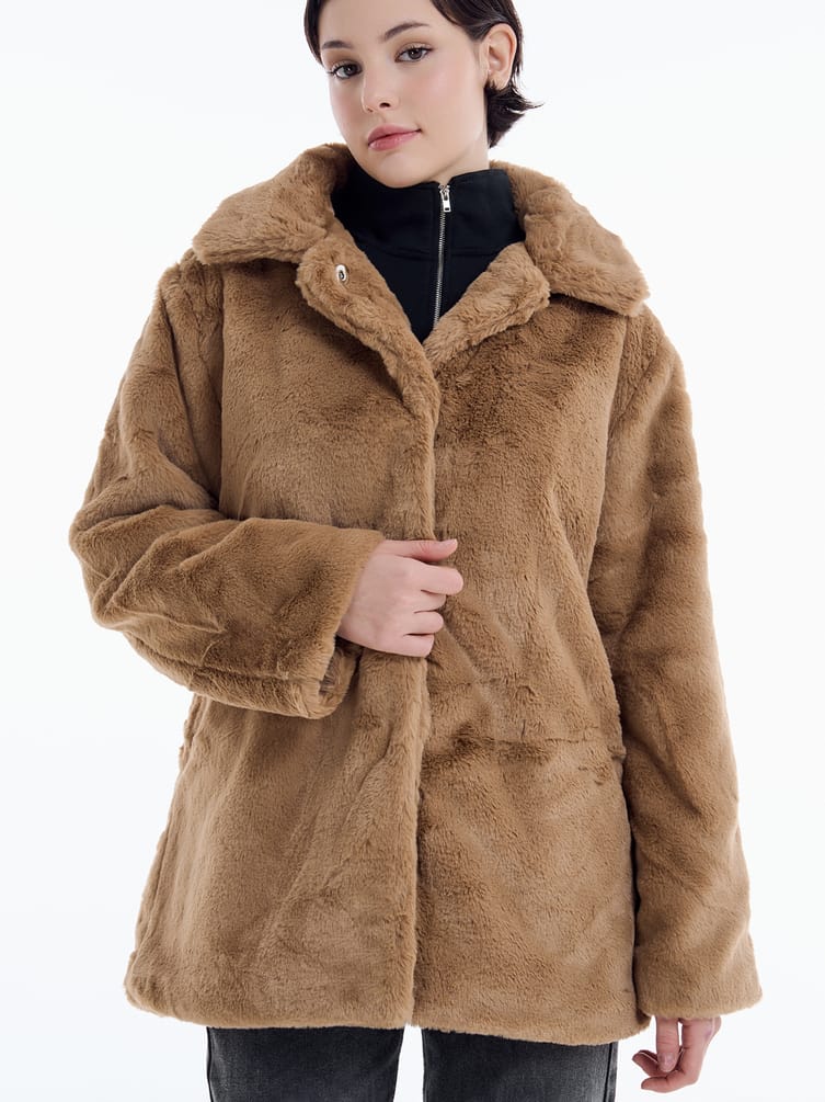 Шуба искусственная тедди короткая