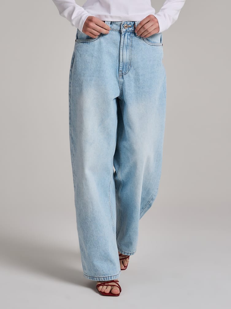 Джинсы багги широкие с вареным эффектом
