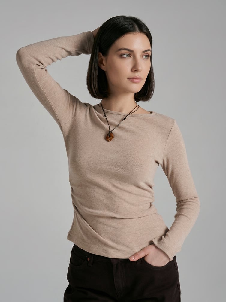 Лонгслив приталенный с драпировкой