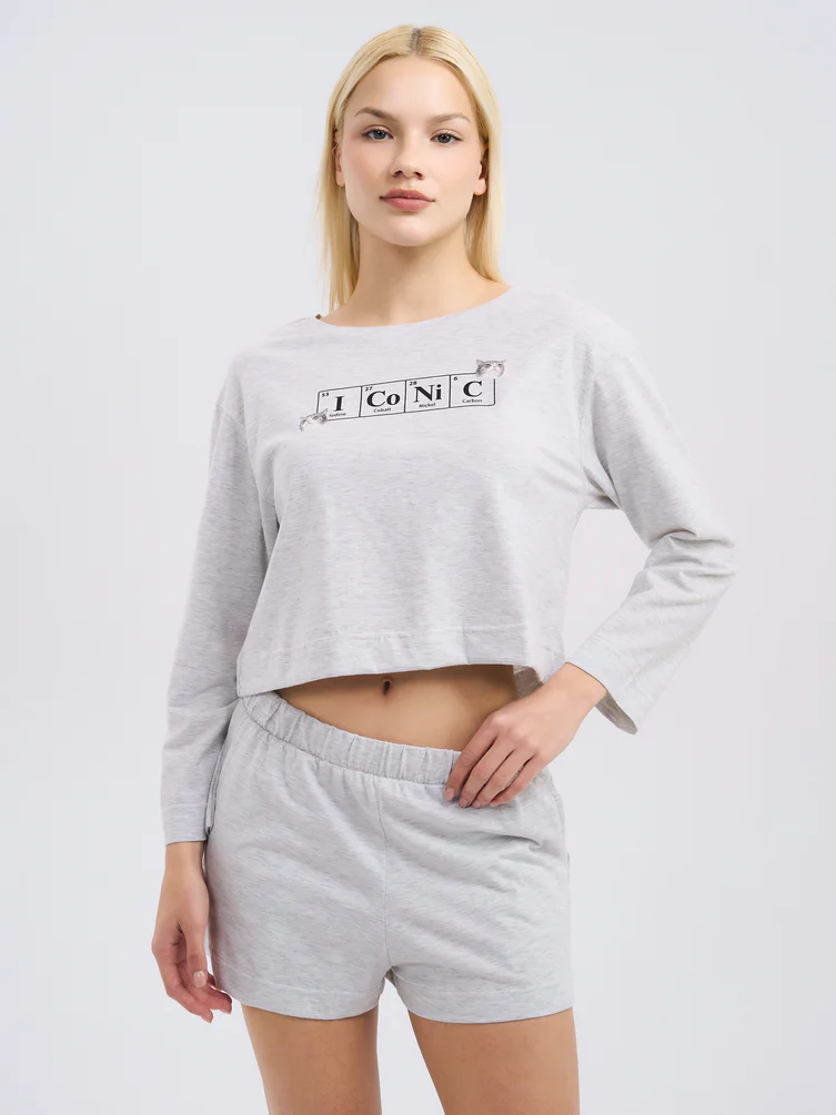 Пижама с кофтой и шортами