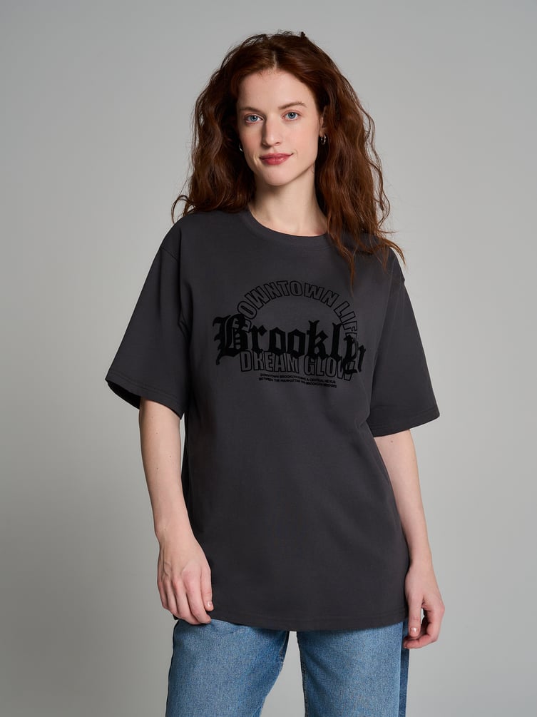 Футболка оверсайз с надписью Brooklyn